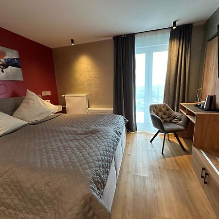 Hotel Restaurant Wuerzig In Ирциг Экстерьер фото