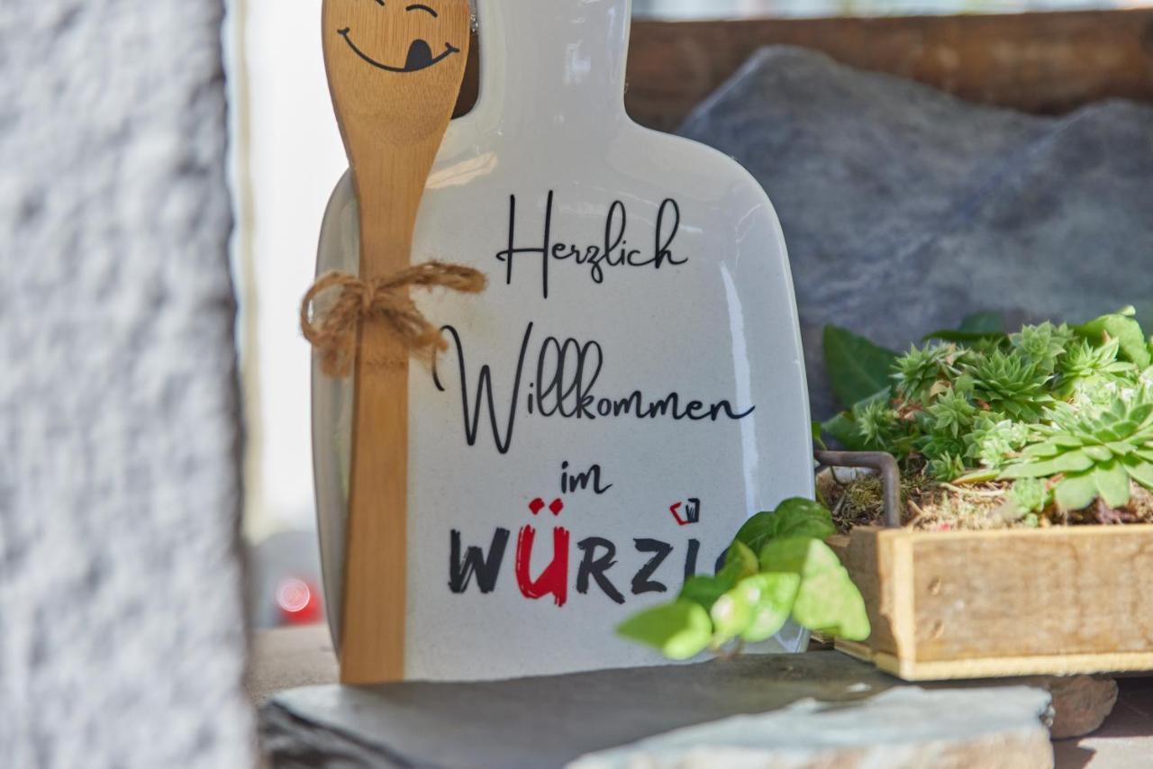 Hotel Restaurant Wuerzig In Ирциг Экстерьер фото